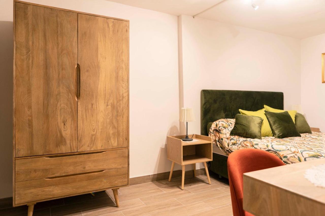 Via Nilo 20 Apartments Naples Exterior photo